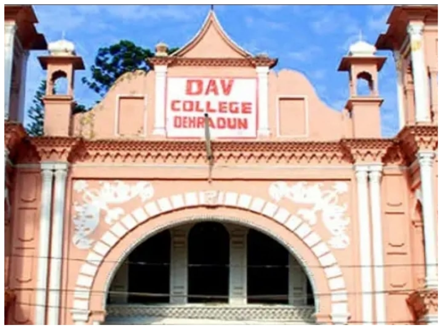 D.A.V.-college-dehradun